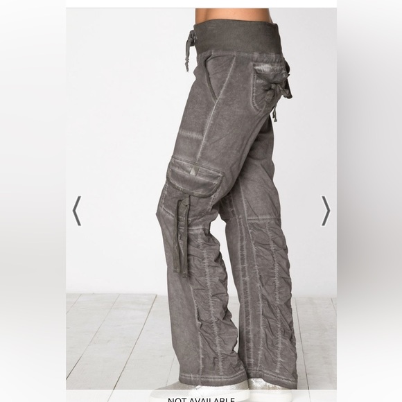 ISO XCVI scrunch cargo pant - Picture 3 of 3